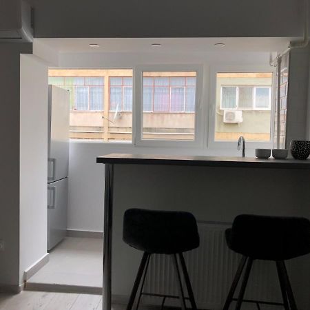 Staycity Modern Apartment Бухарест Экстерьер фото